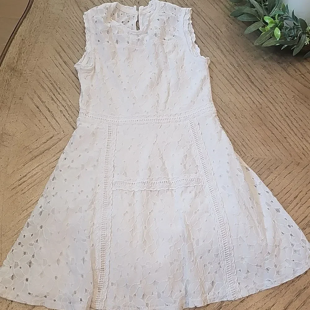Knit works White Eyelet Dress Size 8 Girls